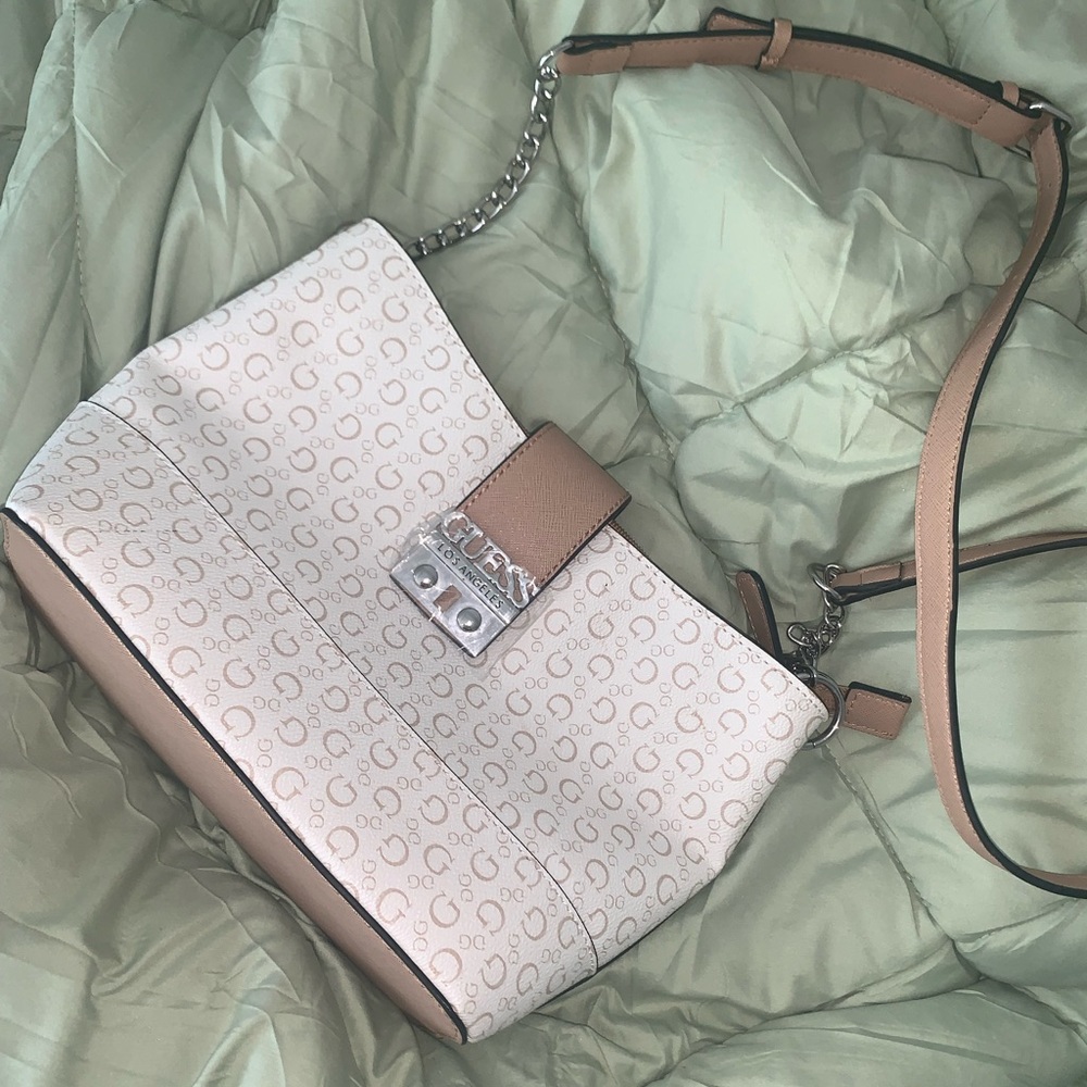 Authentic Guess Chain Handbag/purse SOLD